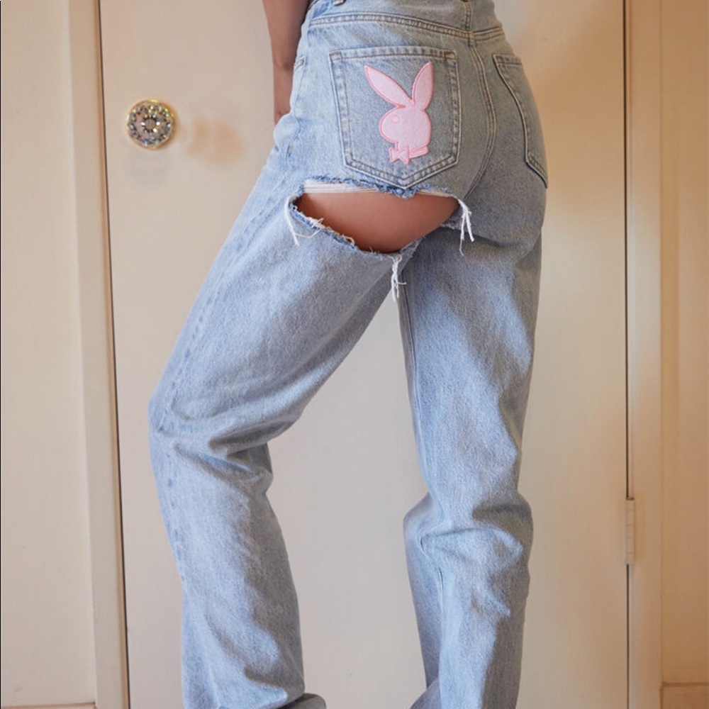 PacSun Playboy bunny 90’s Boyfriend Jeans NWT 29